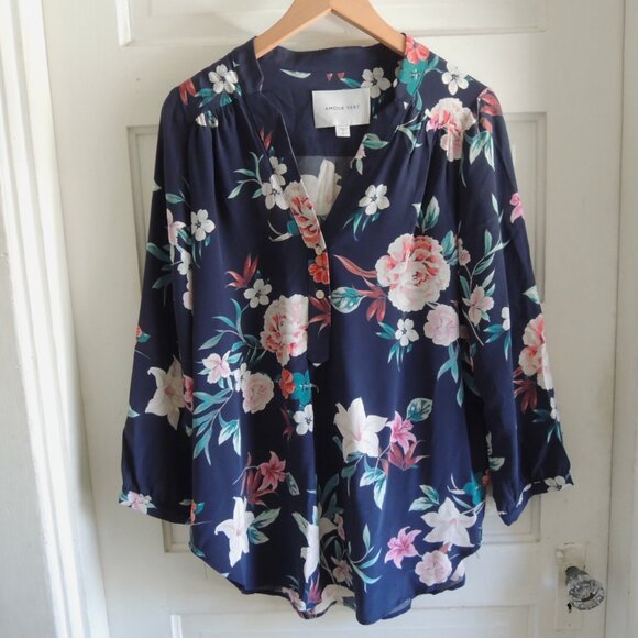 Amour Vert Navy Floral 100% Silk Kaya Blouse L - Picture 1 of 10